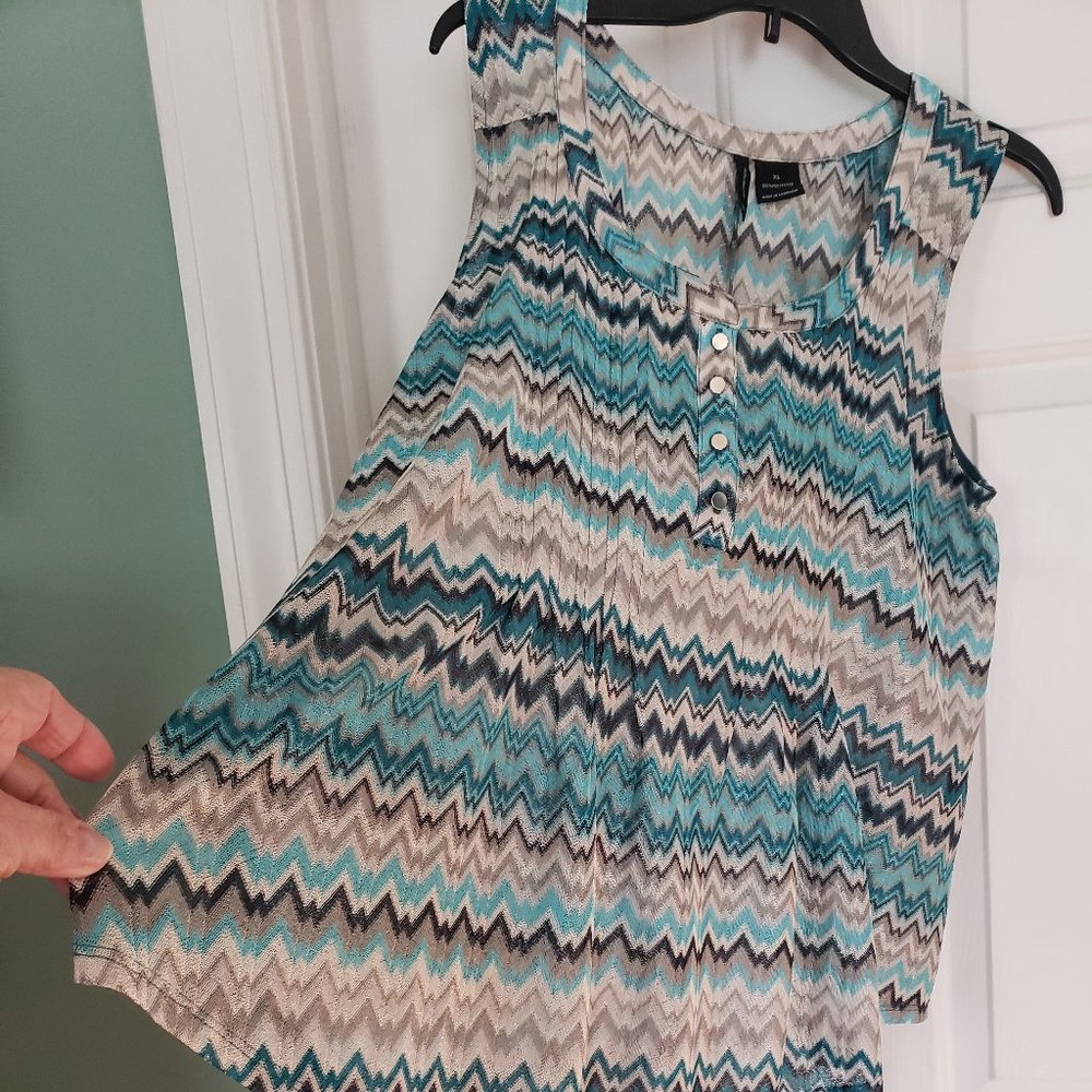 NEW DIRECTION SHELL SLEEVELESS BLOUSE-ZIG-ZAG TEAL-SILVER-BLACK-SIZE XL